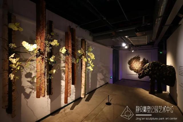 實(shí)木雕刻藝術(shù)展覽策劃與作品布置技巧探討